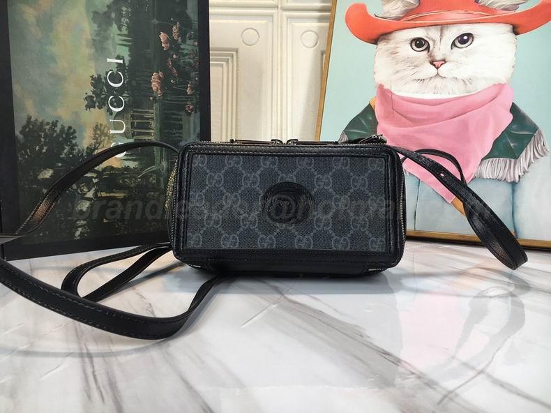 Gucci Handbags 382